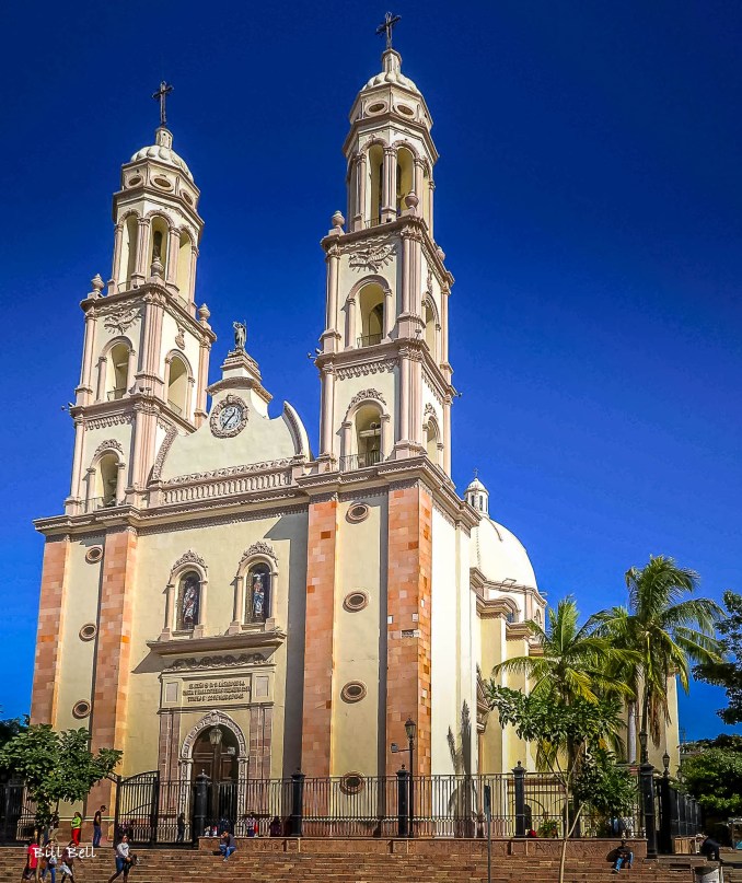 Cathedral Basilica of Our Lady of the RosaryThe majestic Cathedral Basilica of Our Lady of the Rosary, a key landmark and spiritual center in Culiacán.