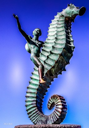 The iconic seahorse statue, known as El Caballito, on the Malecón in Puerto Vallarta. This beloved sculpture is one of the city’s most recognizable landmarks, symbolizing its connection to the sea and local culture.